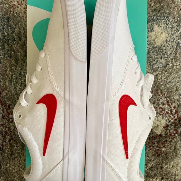 Nike SB shoes - Picture 3 of 5